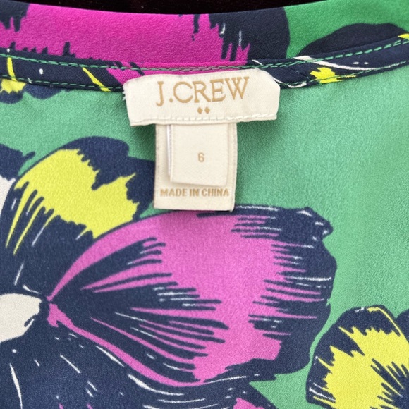 J. Crew Floral Top Sz 6 like new - Picture 2 of 4